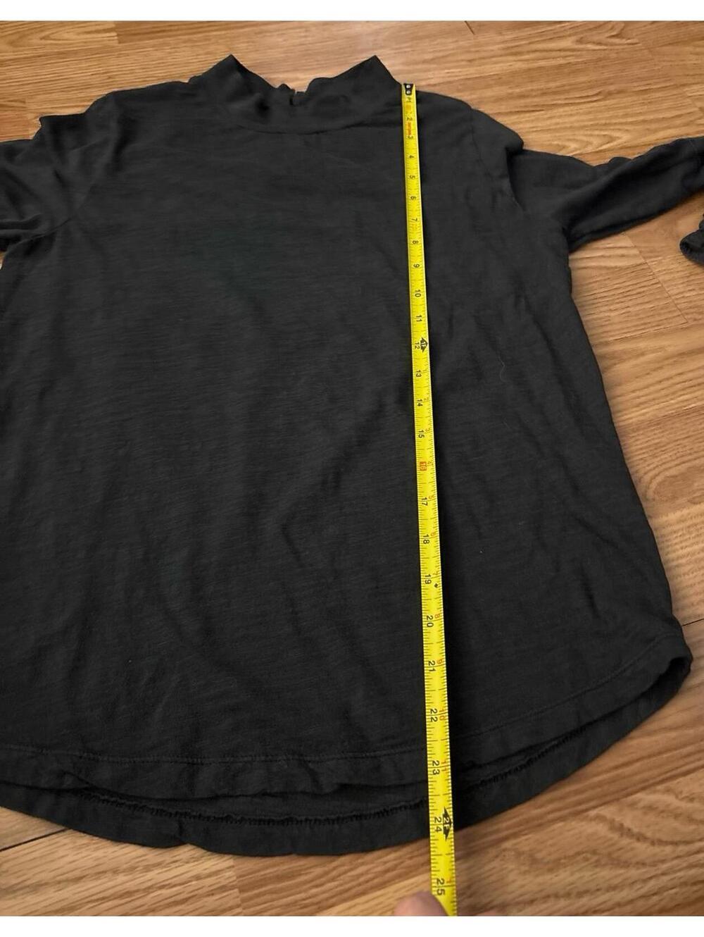 We The Free Hooked On You Cuff Mock Neck Long Sleeve Top Size Large - Picture 5 of 7
